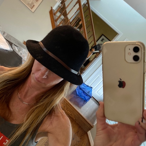 Black hat - Picture 2 of 9